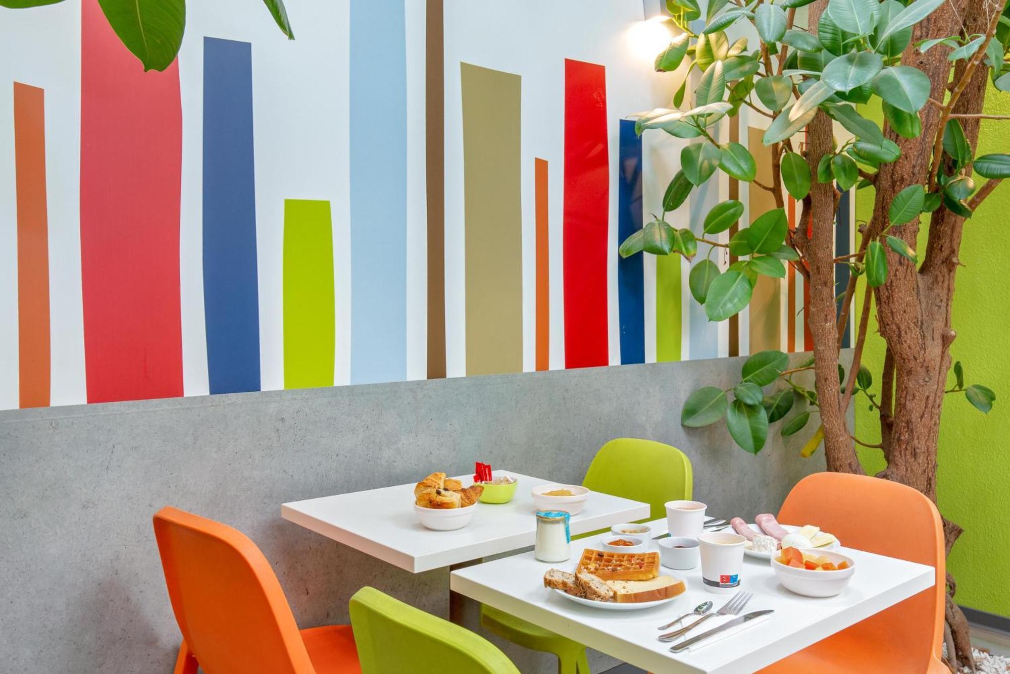 Ibis Budget Кавайон Екстер'єр фото