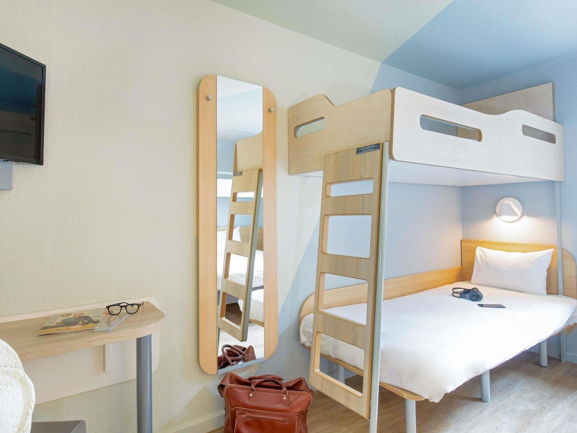 Ibis Budget Кавайон Екстер'єр фото