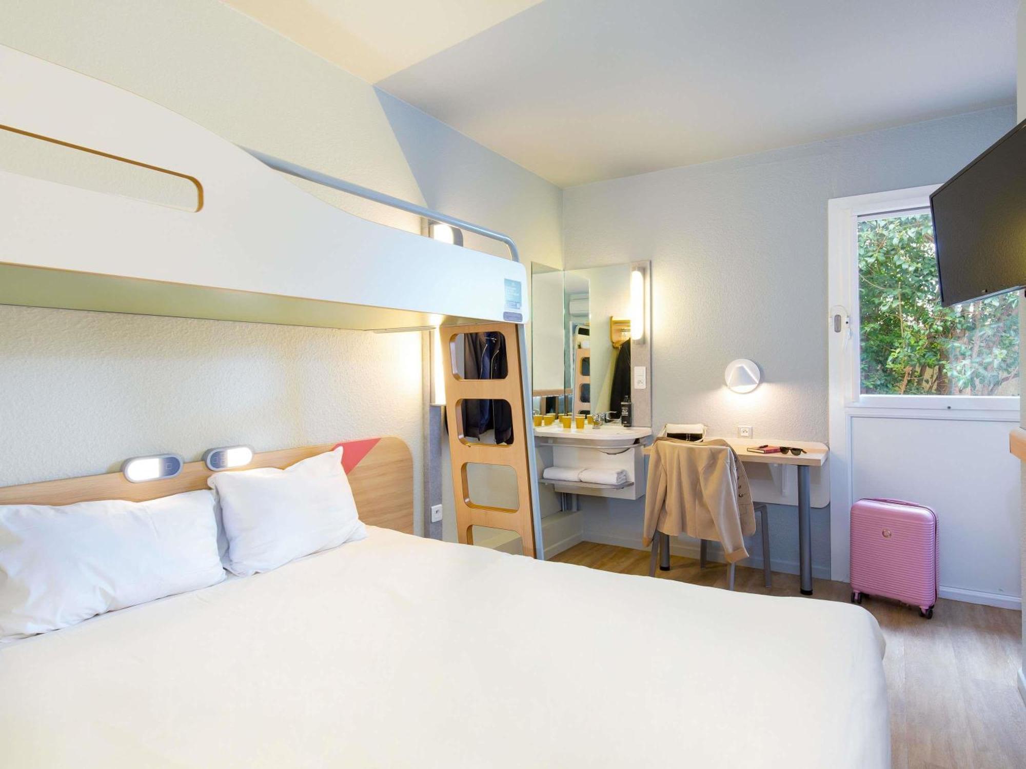 Ibis Budget Кавайон Екстер'єр фото